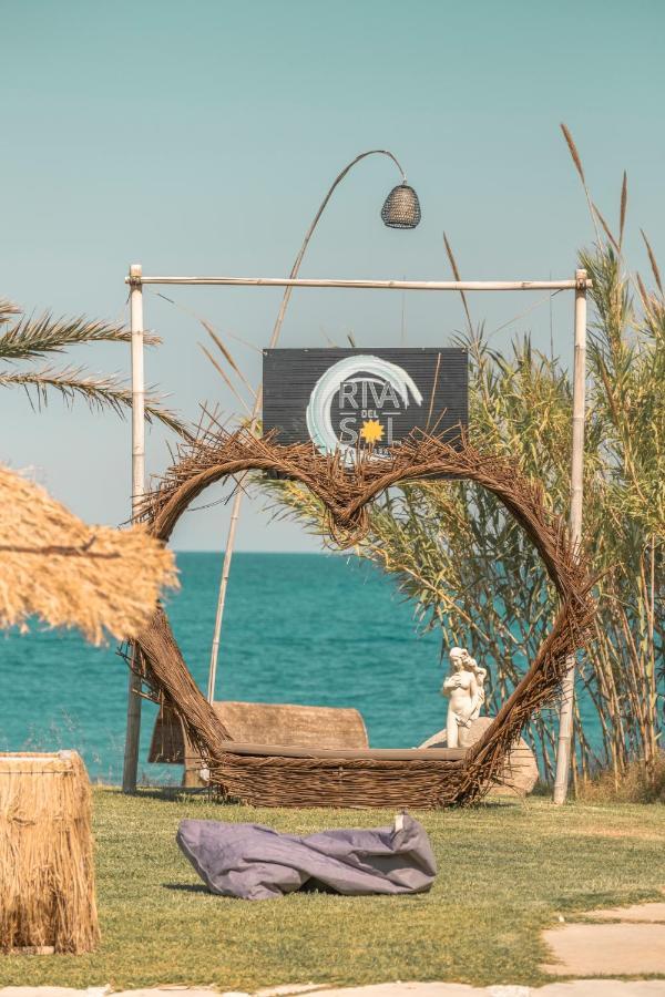 Riva Del Sol Beach Resort Санта-Катерина-делло-Йоніо Екстер'єр фото